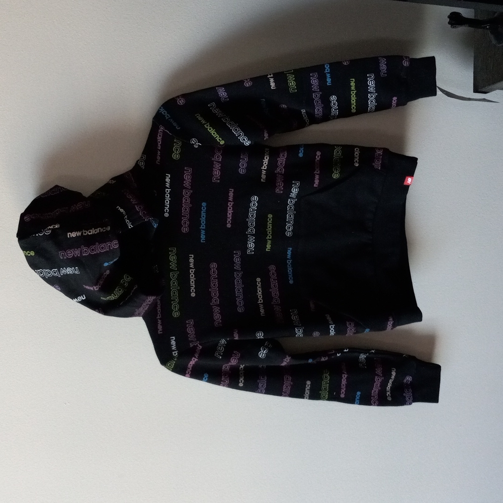 NEW BALANCE Hoodie